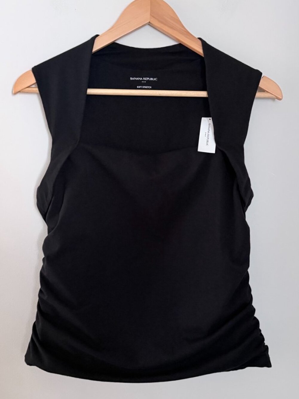 Banana Republic Black Soft Stretch Ruched Sleeveless Top Size M NWT